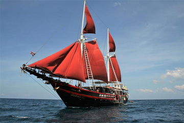 Phinisi Myanmar Diving Liveaboard small