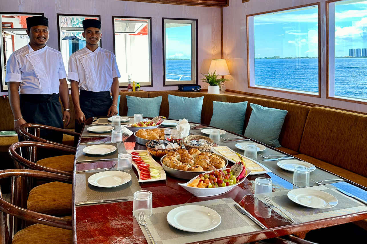 Amba Liveaboard Image