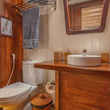 Cabin thumbnail 2