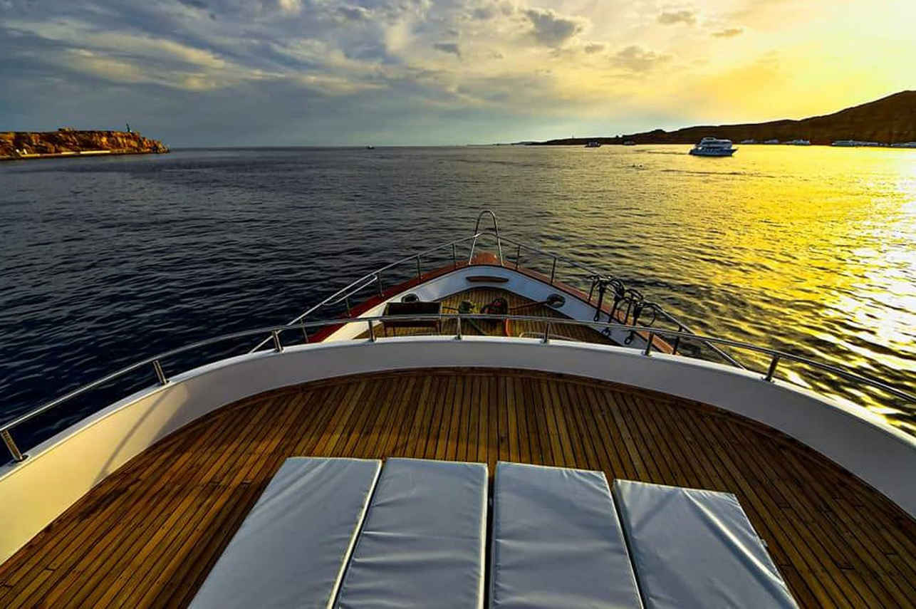 Bella 2 Liveaboard