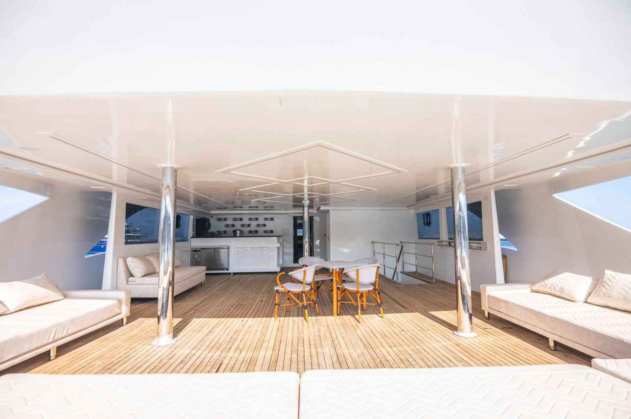 Bismarck Liveaboard