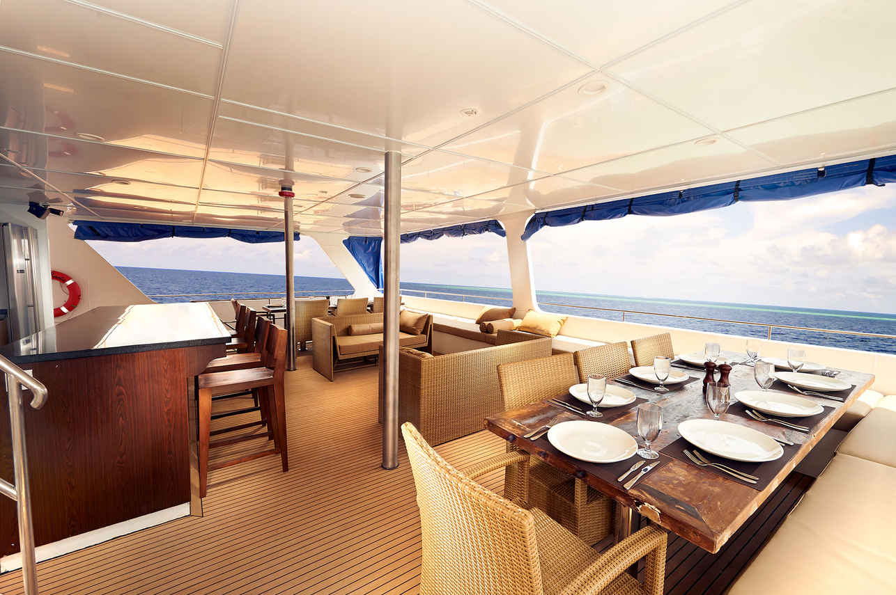 Blue Manta Liveaboard