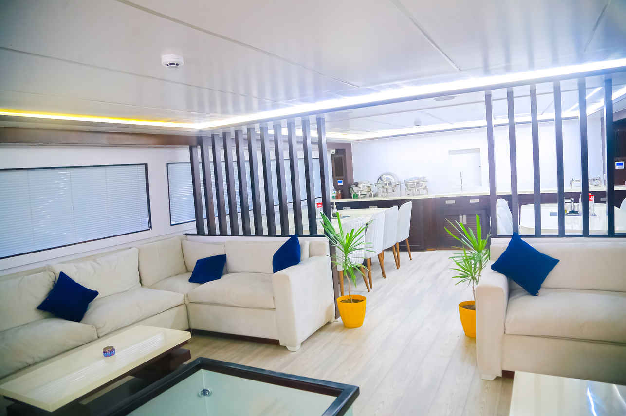 Diamante Liveaboard