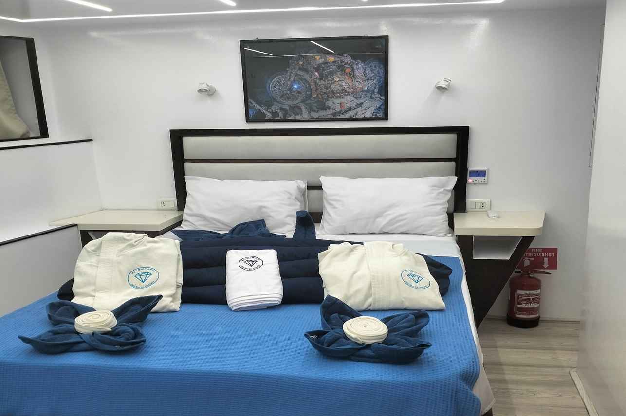 Diamante Liveaboard