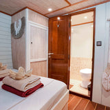Cabin thumbnail 5