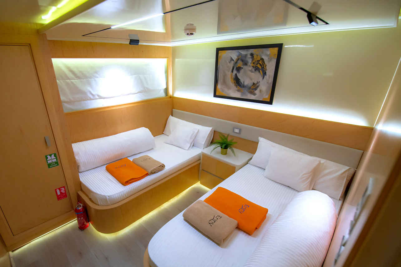 Eriny Liveaboard,