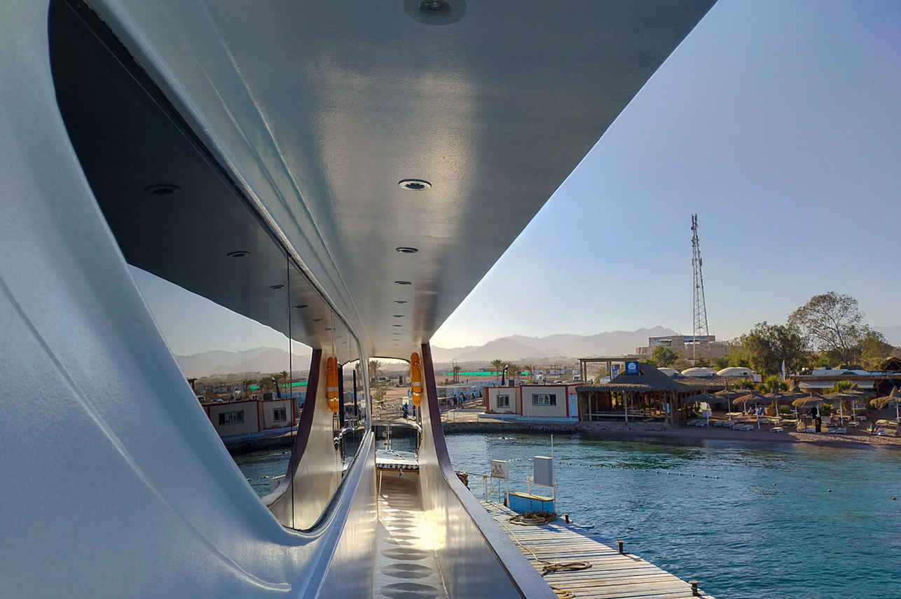 Freedom IV Liveaboard