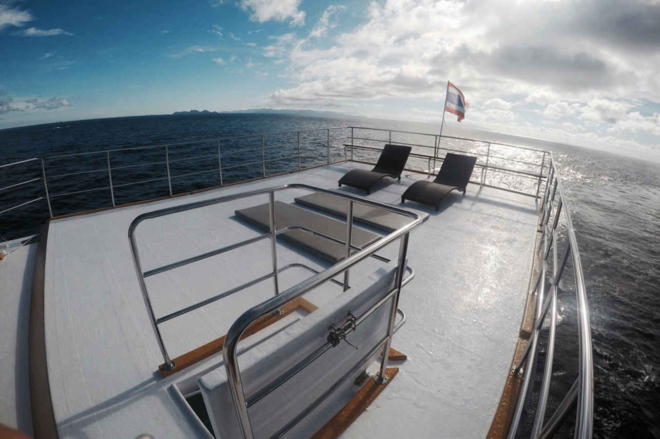 Gentle Giant Liveaboard