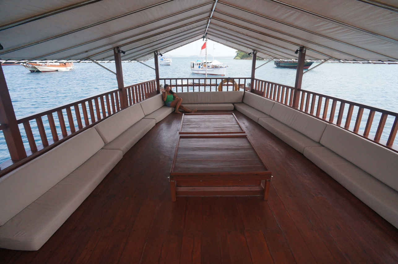 Ikan Biru Liveaboard