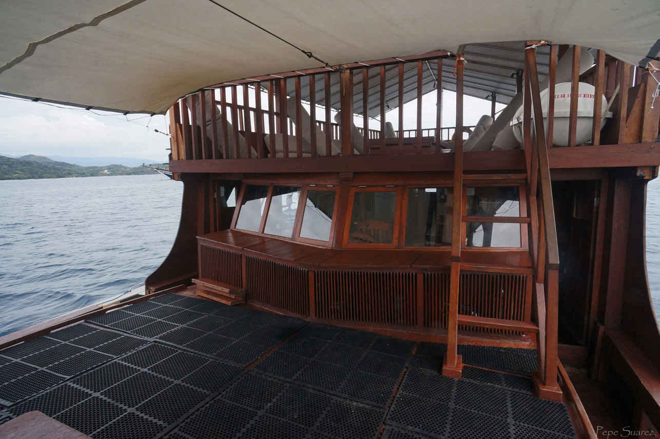 Ikan Biru Liveaboard