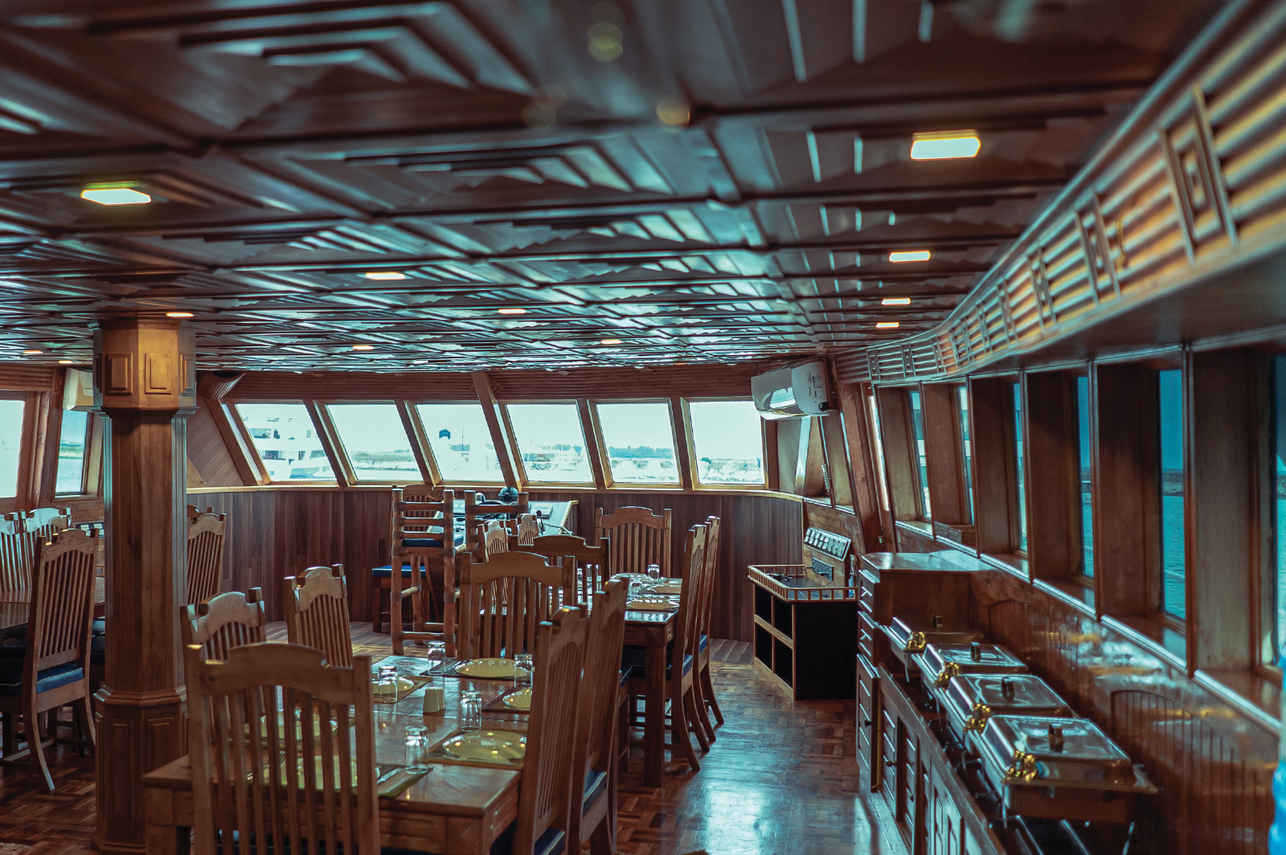 Iruvai Liveaboard