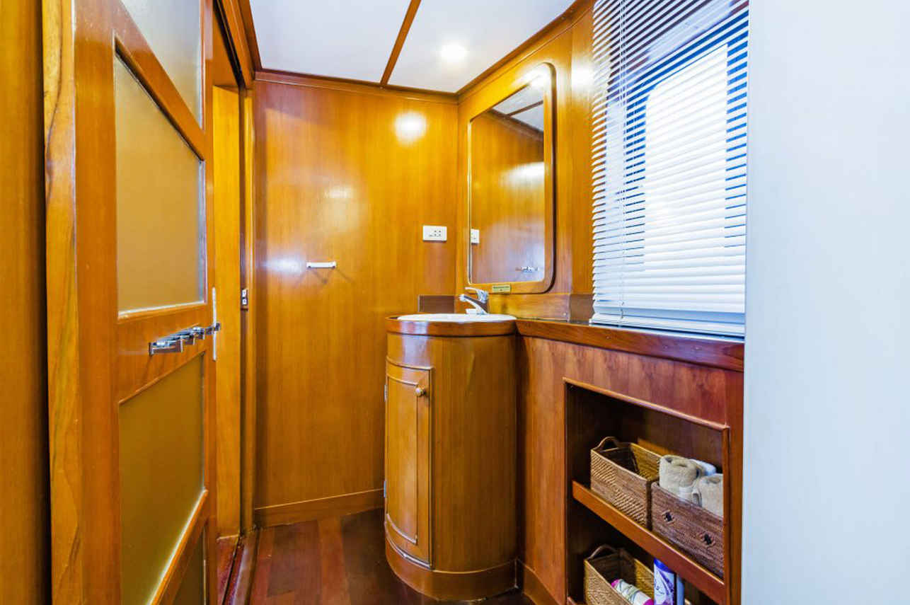 Mermaid I Liveaboard