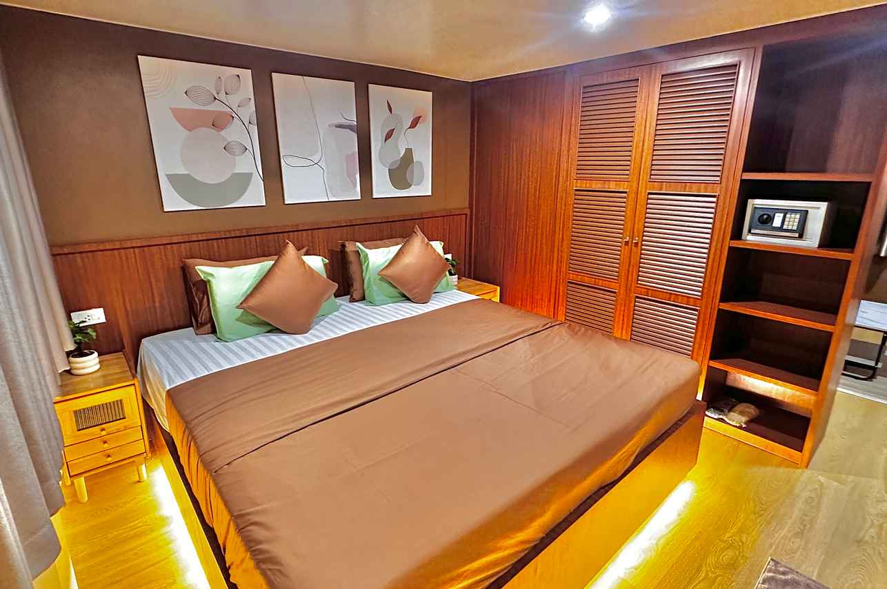 Raga Liveaboard