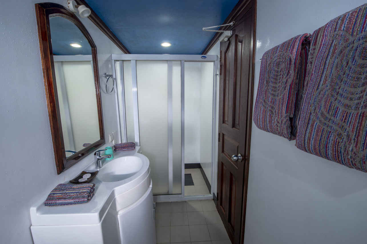 Top Class Cruising - Sachika