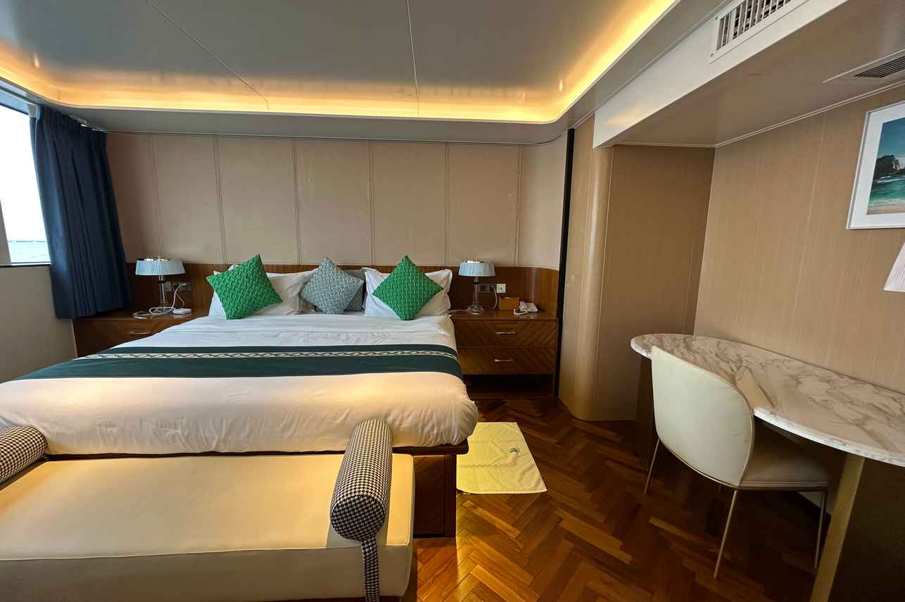 White Pearl Liveaboard