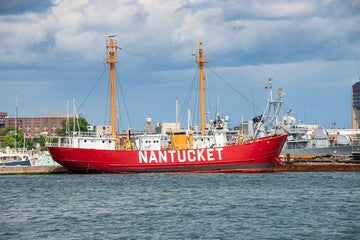 Are There Great White Sharks In Nantucket And Nantucket Sound small
