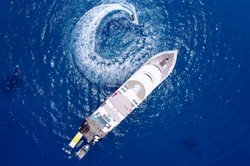 Luxury Maldives Azalea liveaboard review small