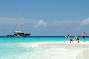 Maldives Felicity liveaboard review small