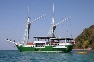 Tech Diving Thailand Liveaboards - Merdeka 1 Liveaboard Thailand