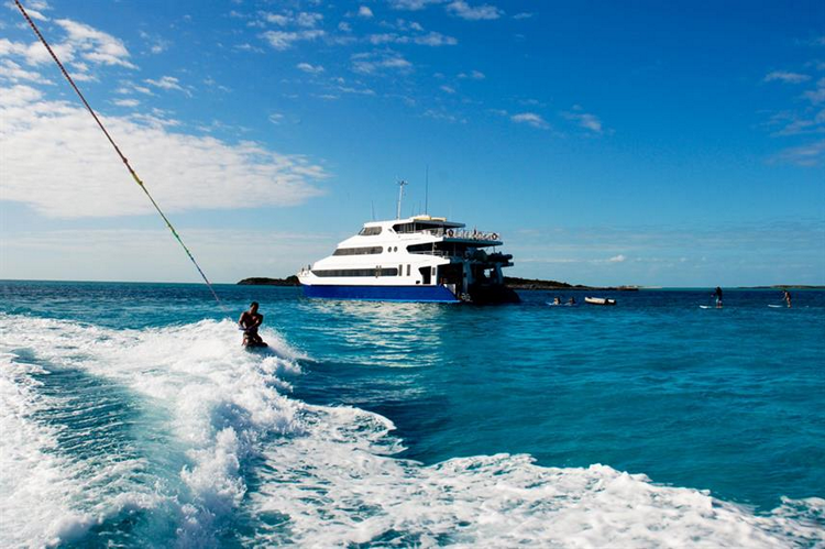 Best discounted liveaboard deals Bahamas reviews