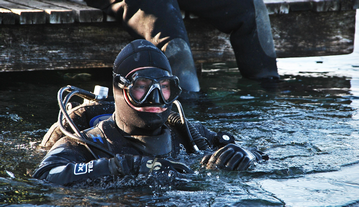 Why Is It Important Not To Dive With An Excessively Tight Neck Seal small