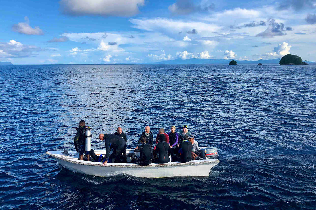 Collection of Dive Liveaboards That Have Tenders For Diving - Jakaré Liveaboard