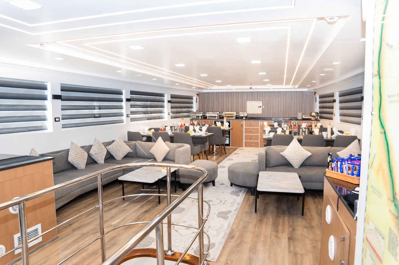 ASHRAFI Liveaboard Image