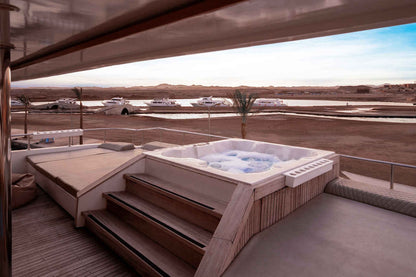 AVO Liveaboard