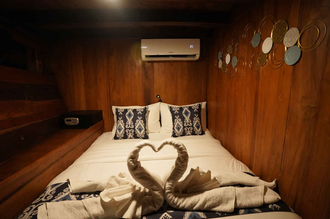 Adishree Liveaboard