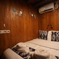 Cabin thumbnail 3