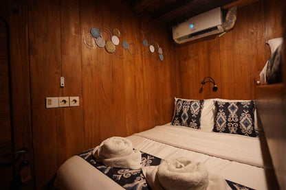 Adishree Liveaboard