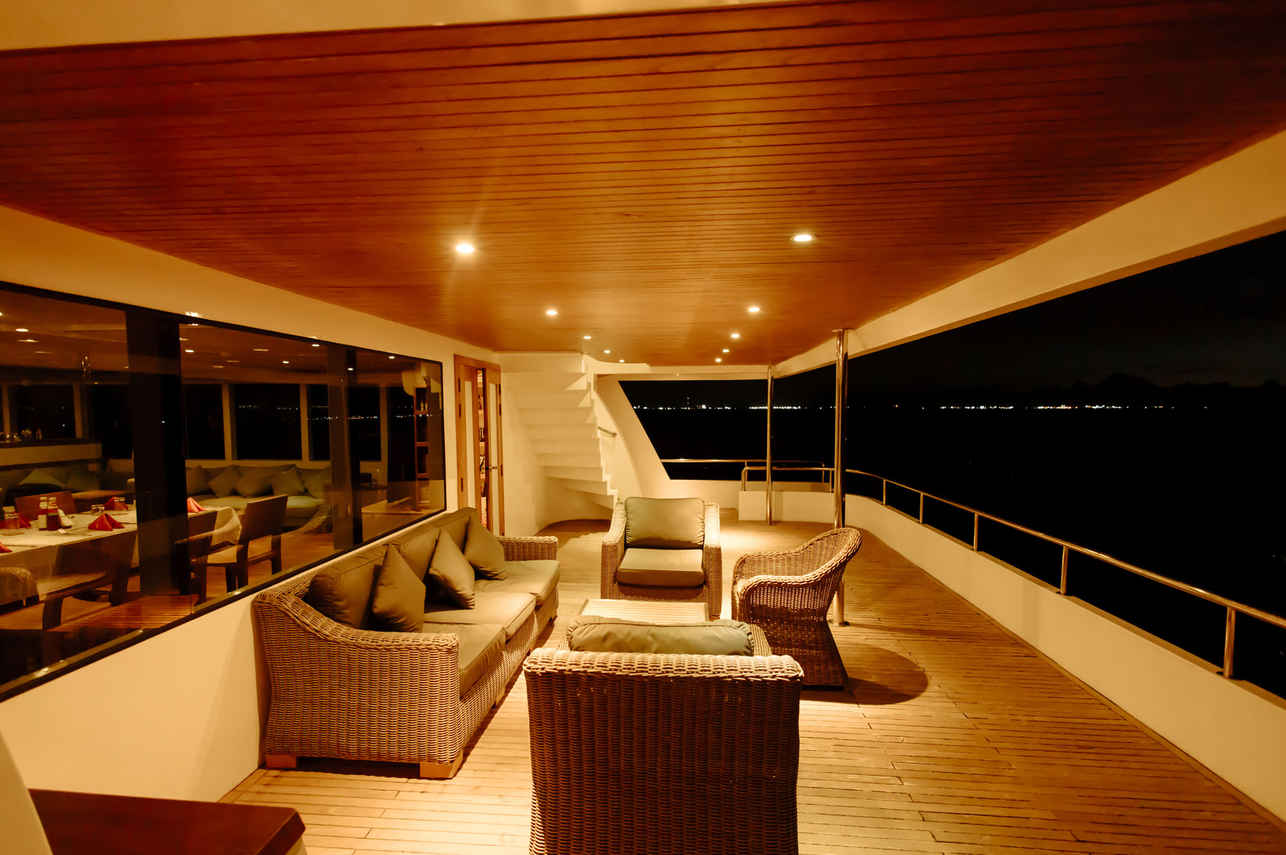 Adora Liveaboard