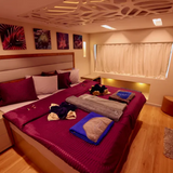 Cabin thumbnail 4