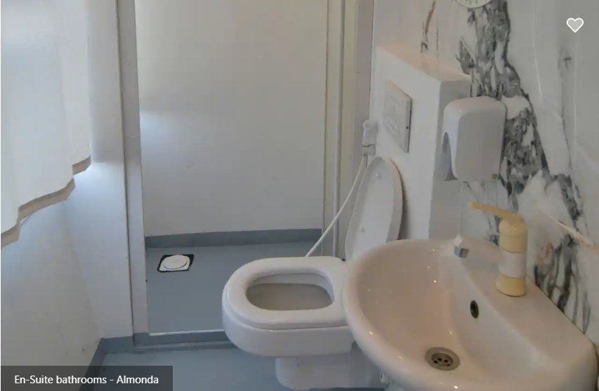 Almonda Liveaboard