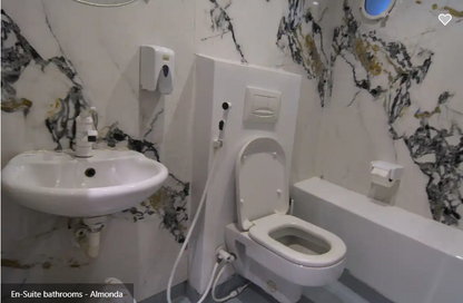 Almonda Liveaboard