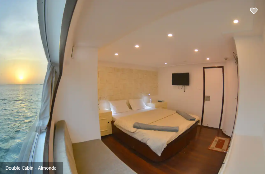 Almonda Liveaboard