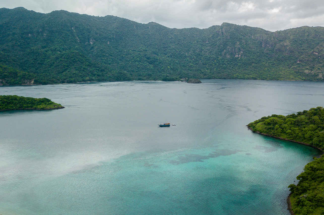 Amalia Komodo Liveaboard
