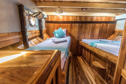 Amalia Komodo Liveaboard
