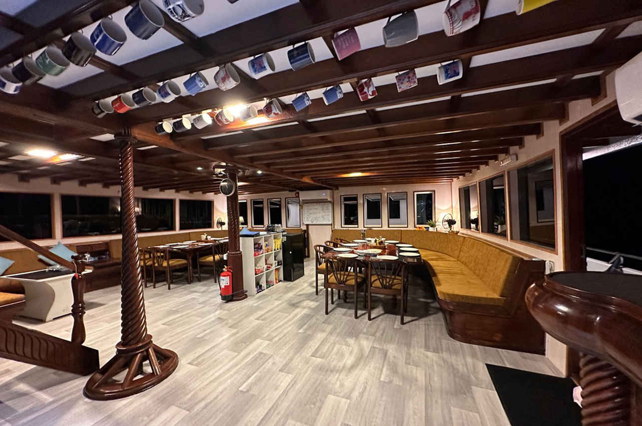 Amba Liveaboard