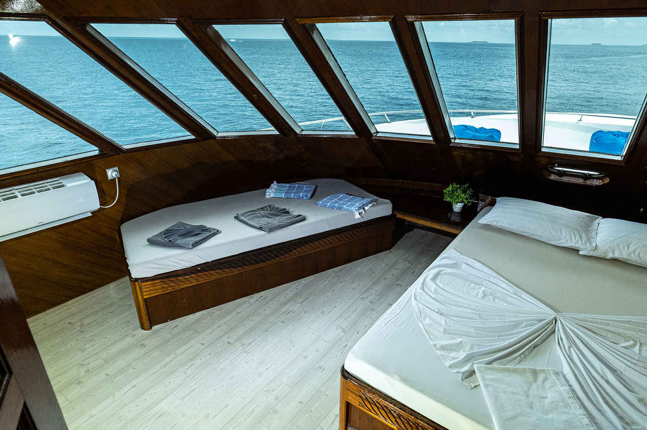 Amba Liveaboard