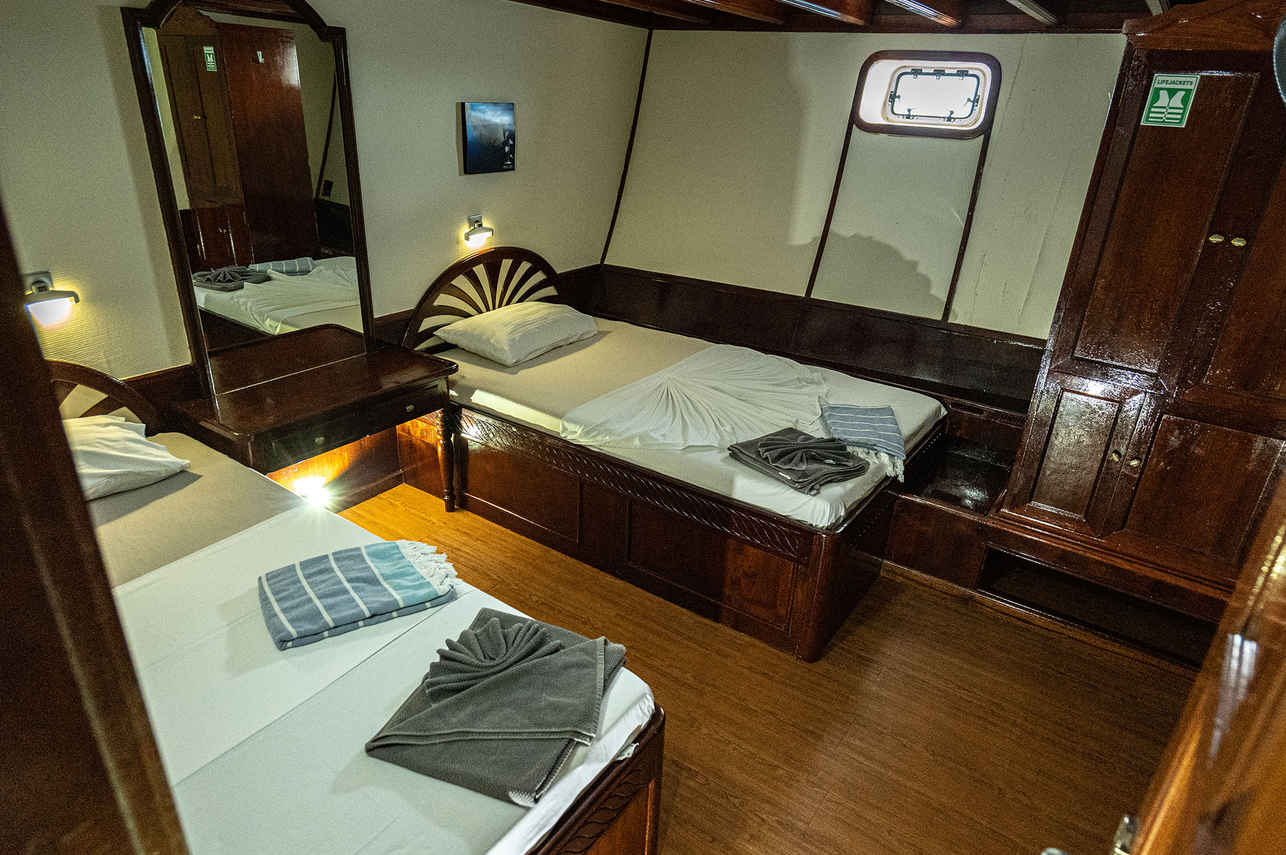 Amba Liveaboard