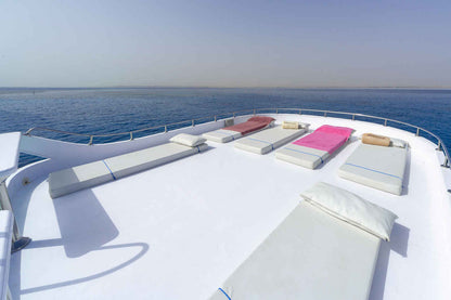 Amelie Liveaboard