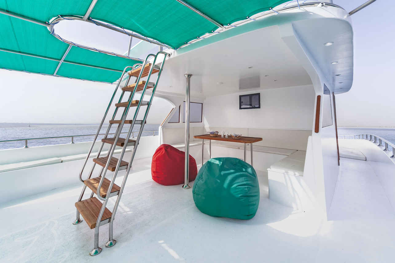 Amelie Liveaboard