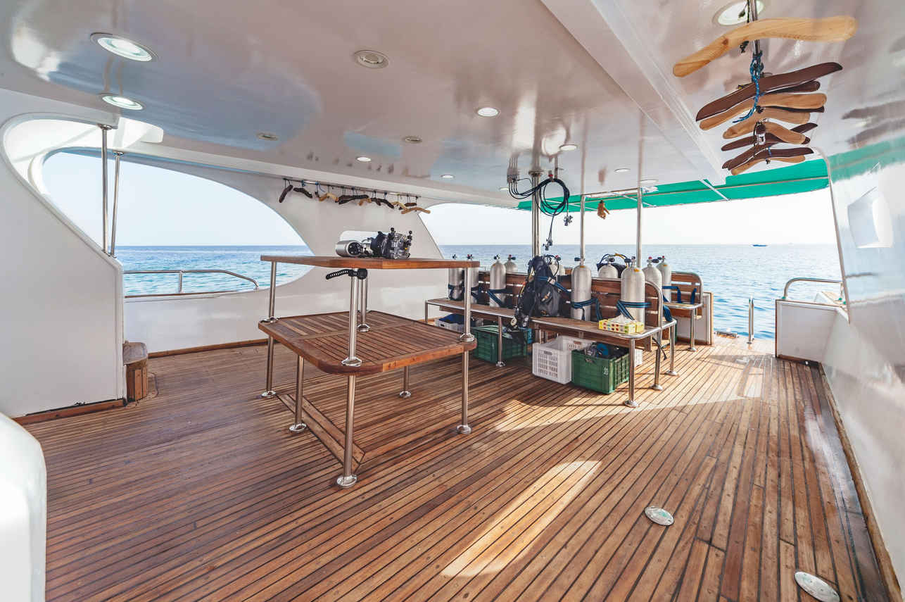Amelie Liveaboard