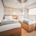 Cabin thumbnail 3