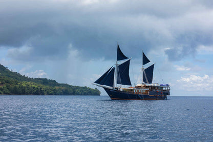 Aurora Liveaboard
