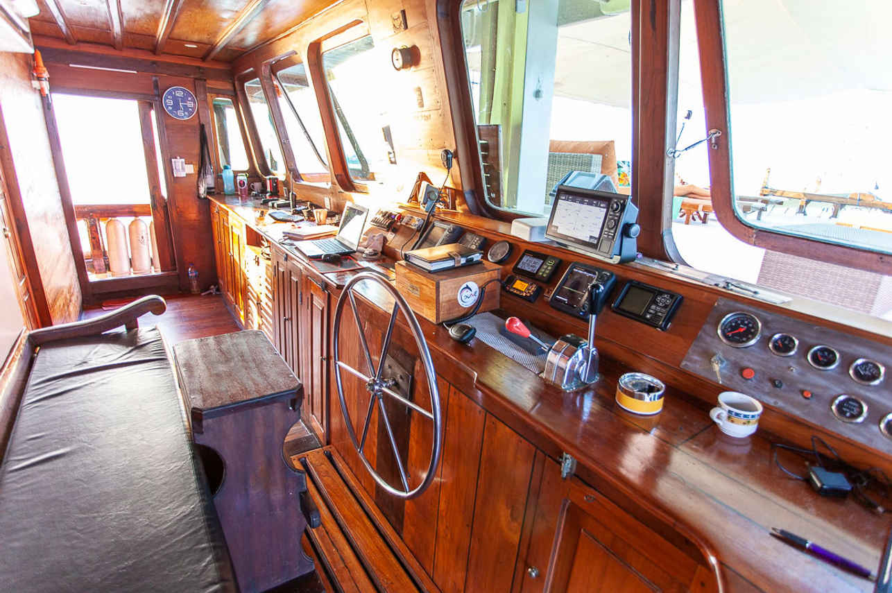 Aurora Liveaboard