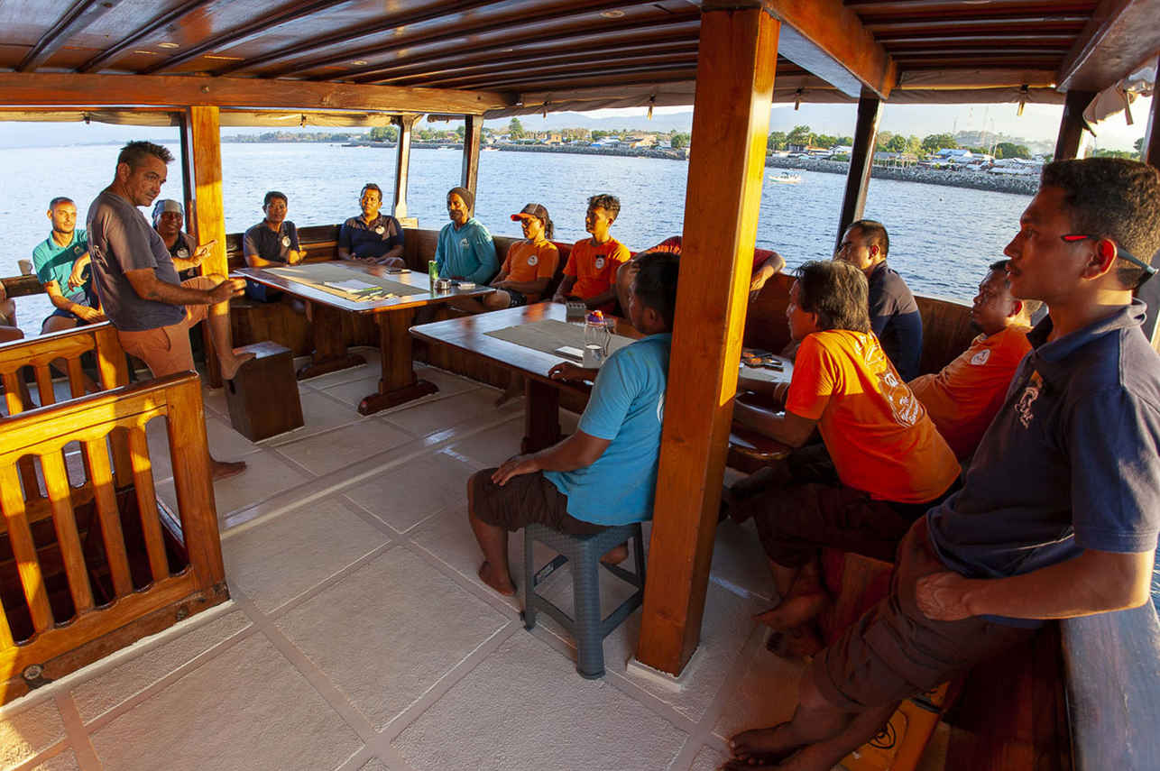 Aurora Liveaboard