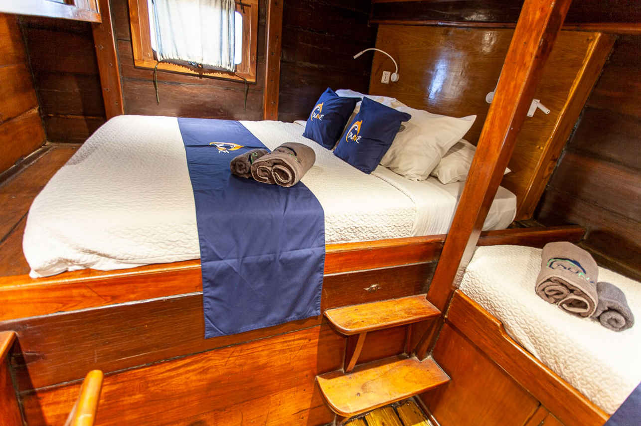 Aurora Liveaboard