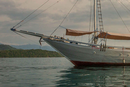 Bajak Liveaboard